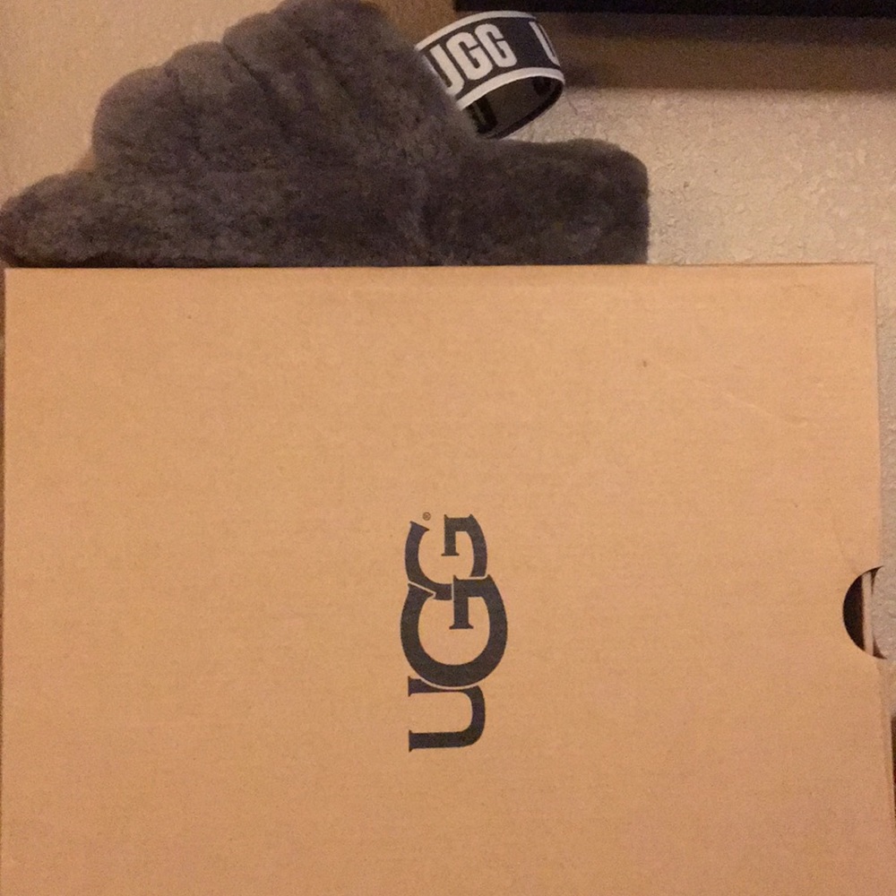 UGG Slides
